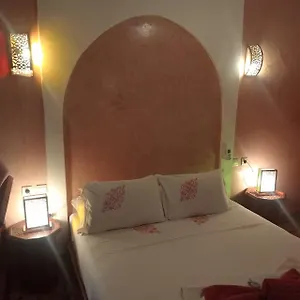  Ferienhaus Rose Eternelle